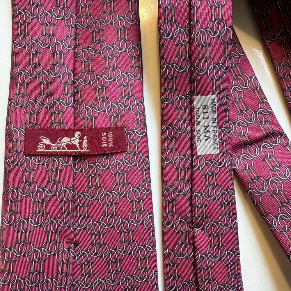 Vintage 90s Hermes Tie Red Blue Bridle Pattern 100% Silk Luxury - Made in France - Picture 4 of 4